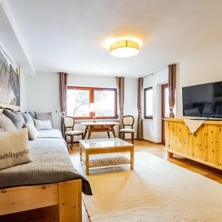 Lägenhet Zirben Karin By Interhome *